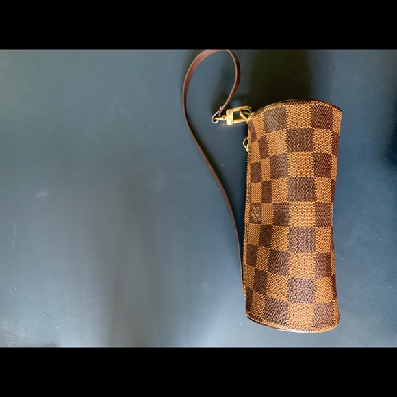 Louis Vuitton Mini Papillon - Picture 2 of 6